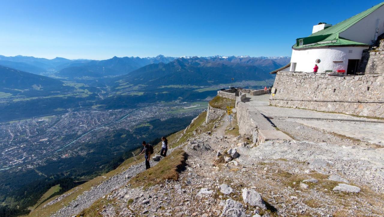 Cafe Pension Alpina Innsbruck Kültér fotó